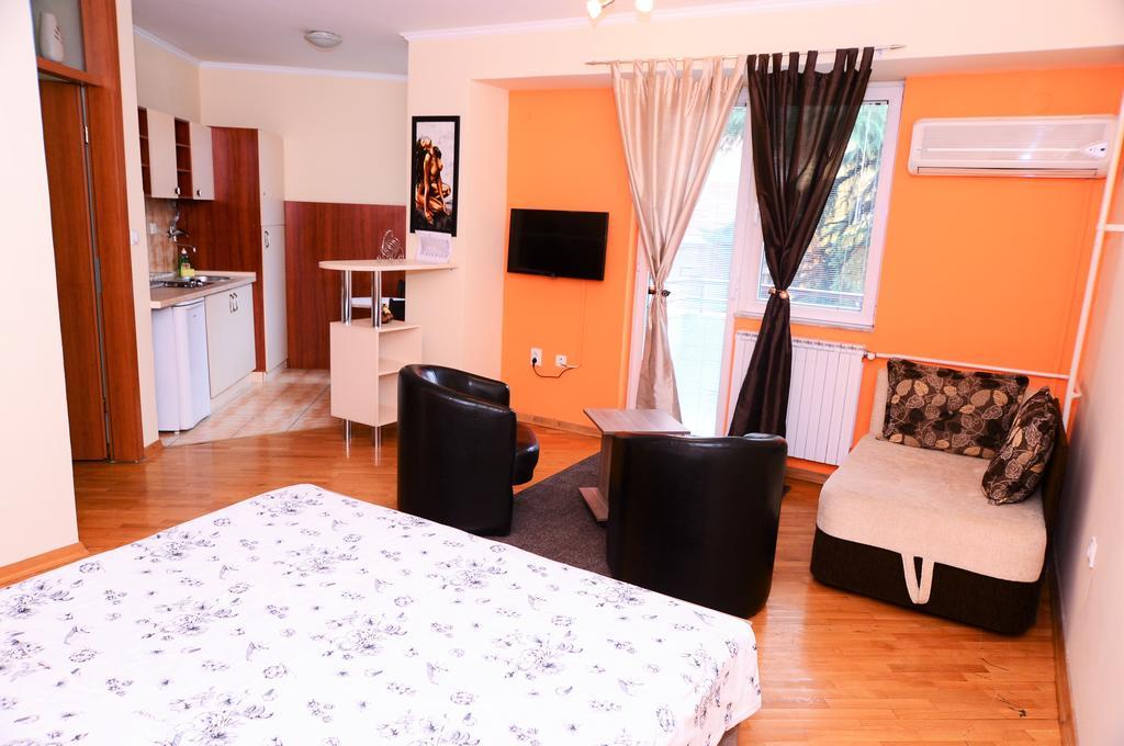 Exclusive Central Apartments สโกเปีย ภายนอก รูปภาพ